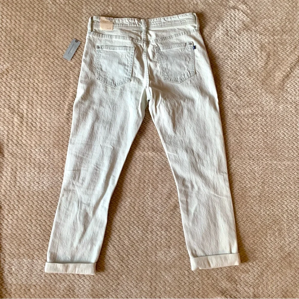 ❗️SALE❗️ Pilcro Mid-Rise Slim Boyfriend Jeans - Picture 6 of 13